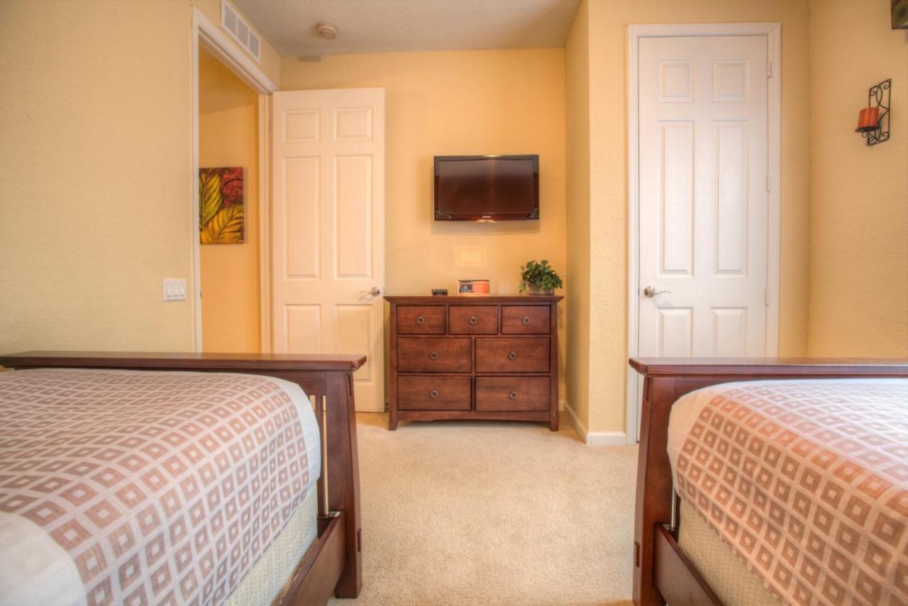 Stylish Condo At Vista Cay Resort Minutes To Wdw Orlando Exterior photo