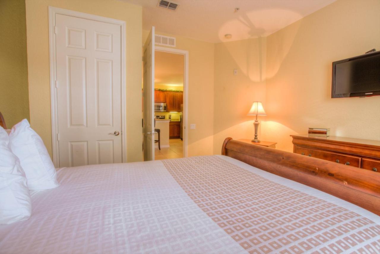 Stylish Condo At Vista Cay Resort Minutes To Wdw Orlando Exterior photo