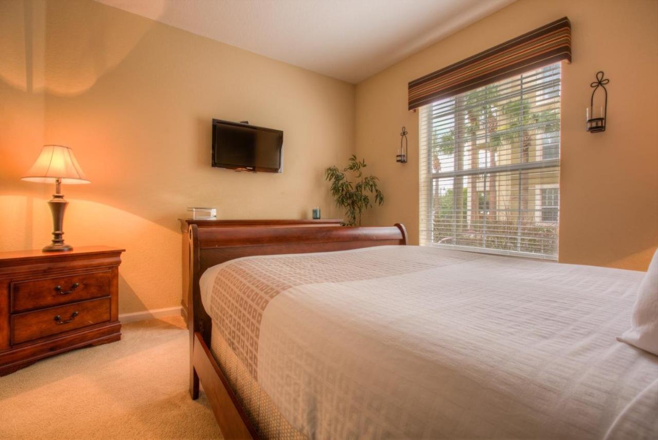 Stylish Condo At Vista Cay Resort Minutes To Wdw Orlando Exterior photo
